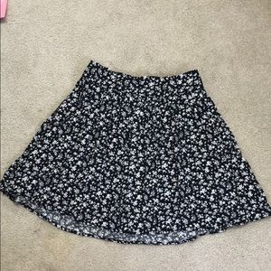 NWT Garage Floral Skirt